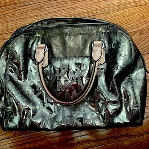 Micheal Kors purse